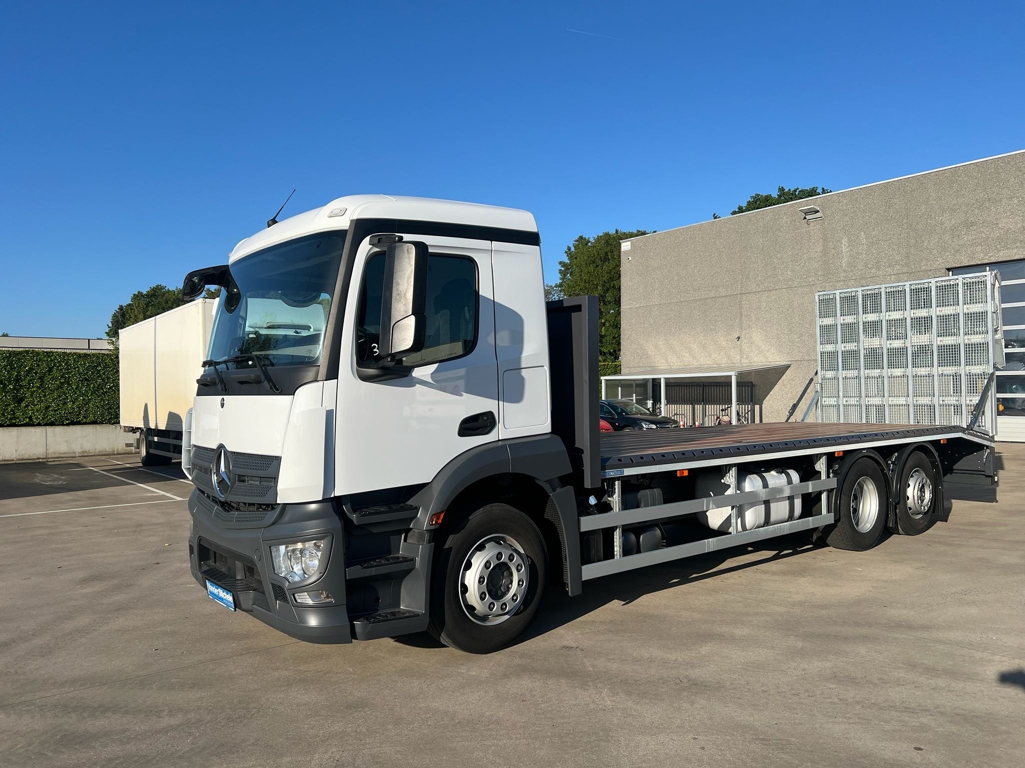 Mercedes-Benz ANTOS 2635 - NIEUW OPRIJPLATFORM - STUUR & LIF, Autos, Euro 6, Entreprise, 257 kW, Mercedes-Benz