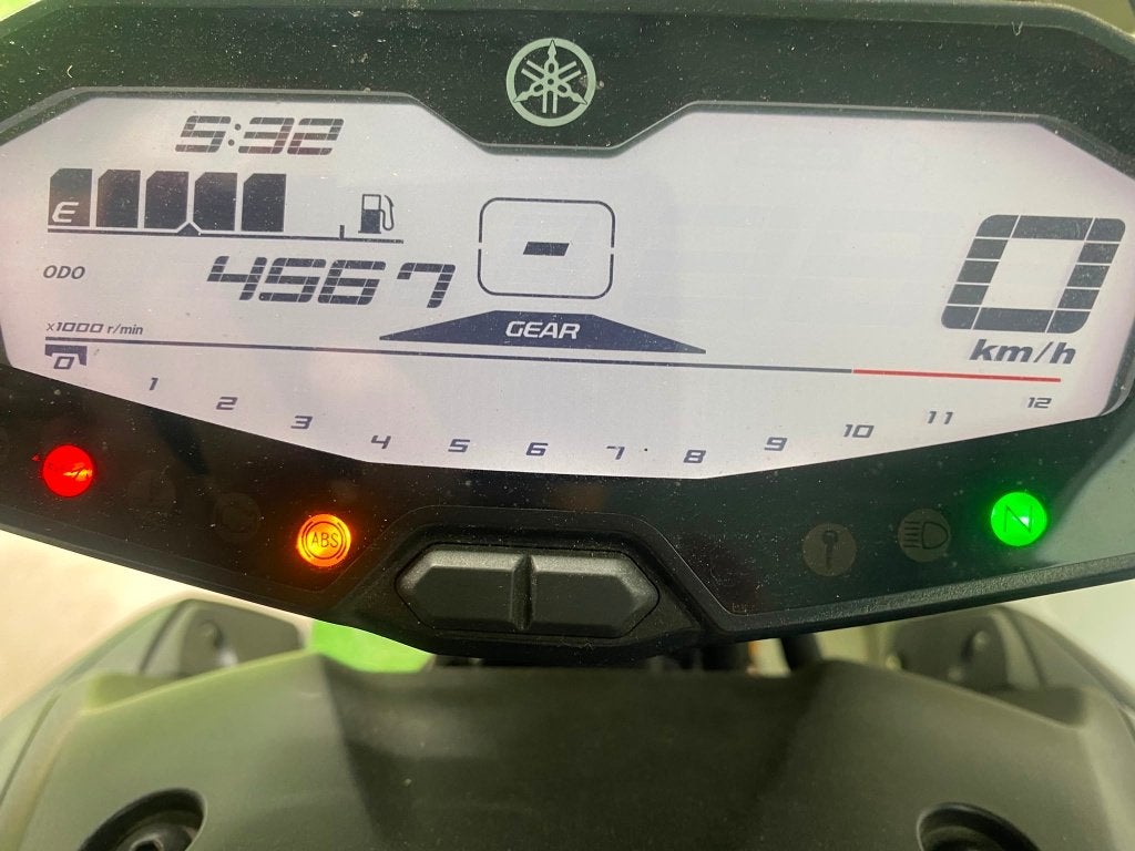 Yamaha MT-07 zwart met Scorpion uitlaat, Motoren, 2 cilinders, Occasion, Motorrijbewijs A, Meer dan 35 kW
