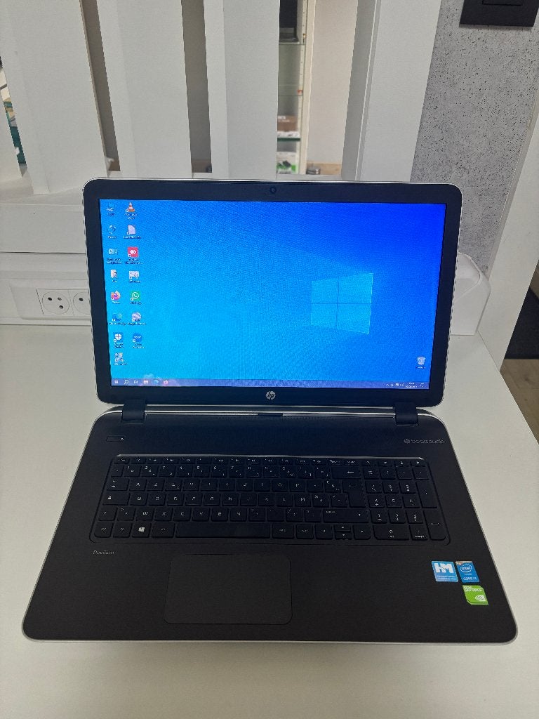 PC-Portable HP Pavilion 17, Hp, 256 GB, Intel Core i3 - 5010U, 17 pouces ou plus