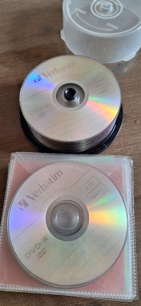 DVD-R vierges Verbatim 44 pièces, Enlèvement, Comme neuf