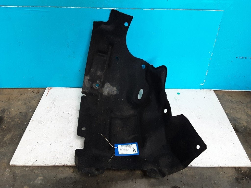 PARE BOUE AVANT GAUCHE Renault Megane IV (RFBB) (01-2015/-), Autos : Pièces & Accessoires, Carrosserie & Tôlerie, Garde-boue, Renault