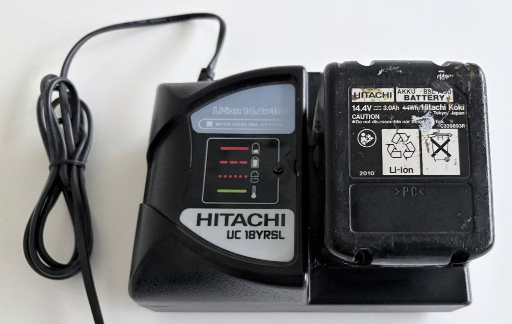 Hitachi batterij BSL1430 + batterijlader UC18YRSL 14.4-18V, Ophalen of Verzenden, Gebruikt, Oplaadbaar