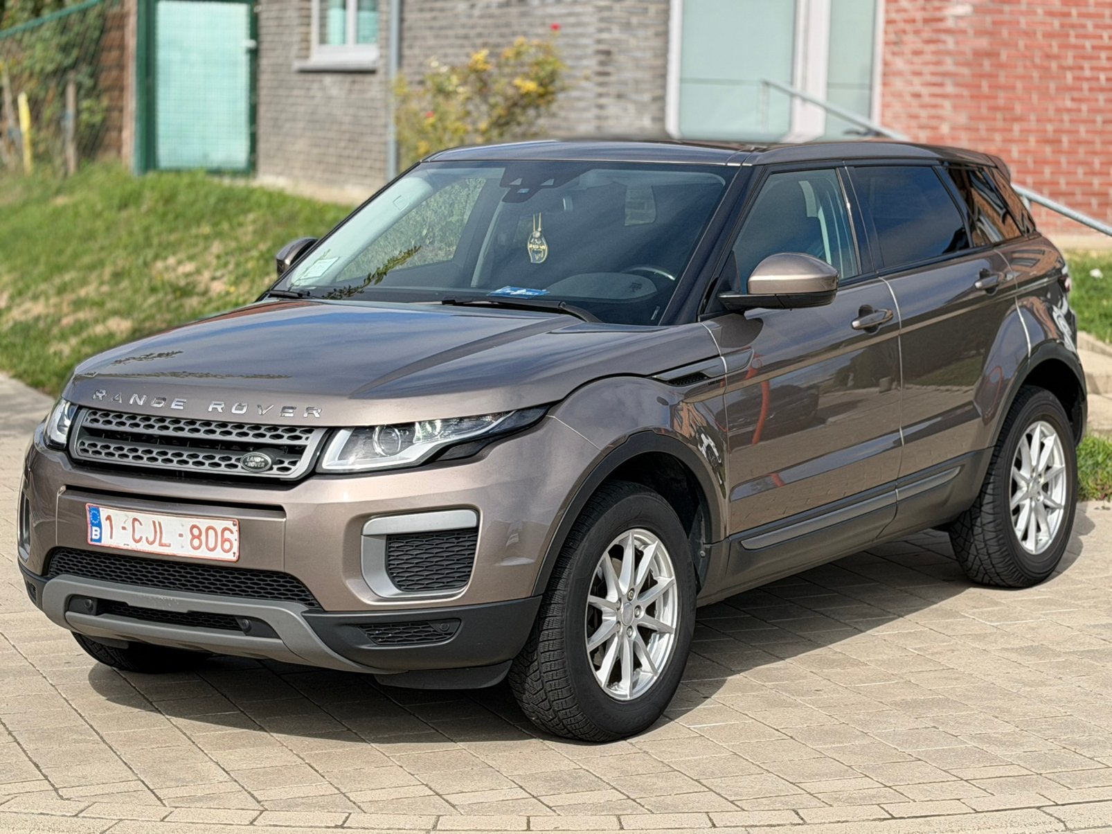 Land Rover Evoque 2.0 150PK ~ 2WD ~ NAVI ~ PANORAMA ~ XENON, Auto's, Voorwielaandrijving, Bruin, 5 deurs, Particulier