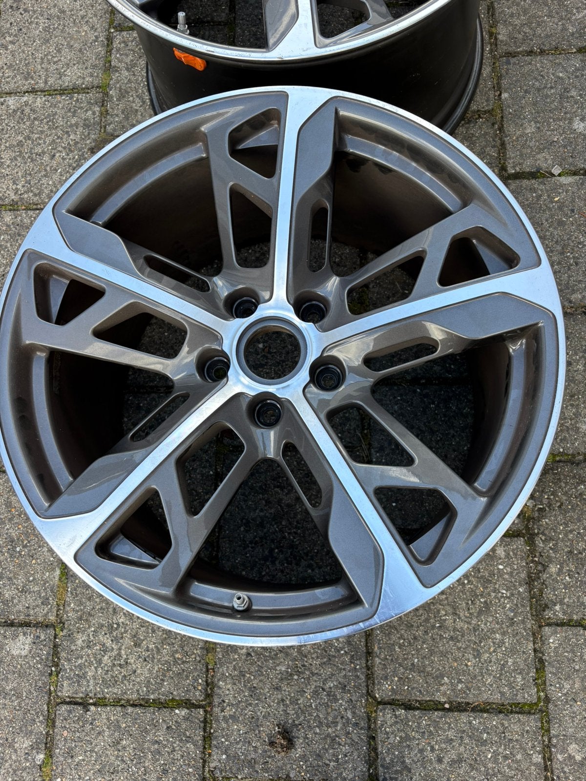 PORSCHE TAYCAN CROSS TURISMO 21” DESIGN VELGEN – NIEUWSTAAT, Auto diversen, Ophalen, Zo goed als nieuw