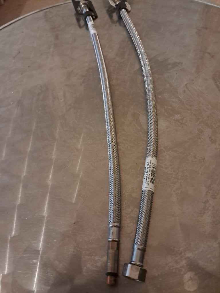 Lot de deux(2)Flexibles robinet vers r.Schell:Neufs 50cm 3/8, Bricolage & Construction, Enlèvement, Neuf, Inox, Robinet