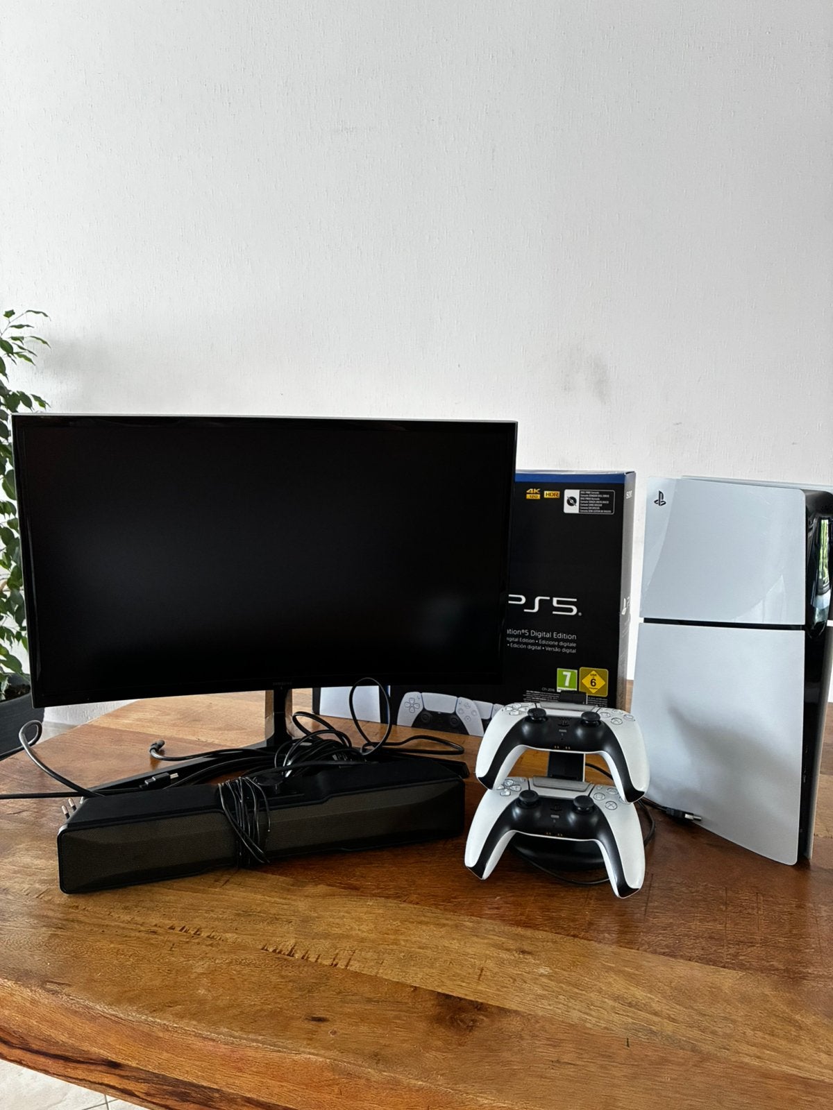 Ps5 digital edition setup + doos, Games en Spelcomputers, Spelcomputers | Sony PlayStation 5, Ophalen, Zo goed als nieuw, Playstation 5 Digital