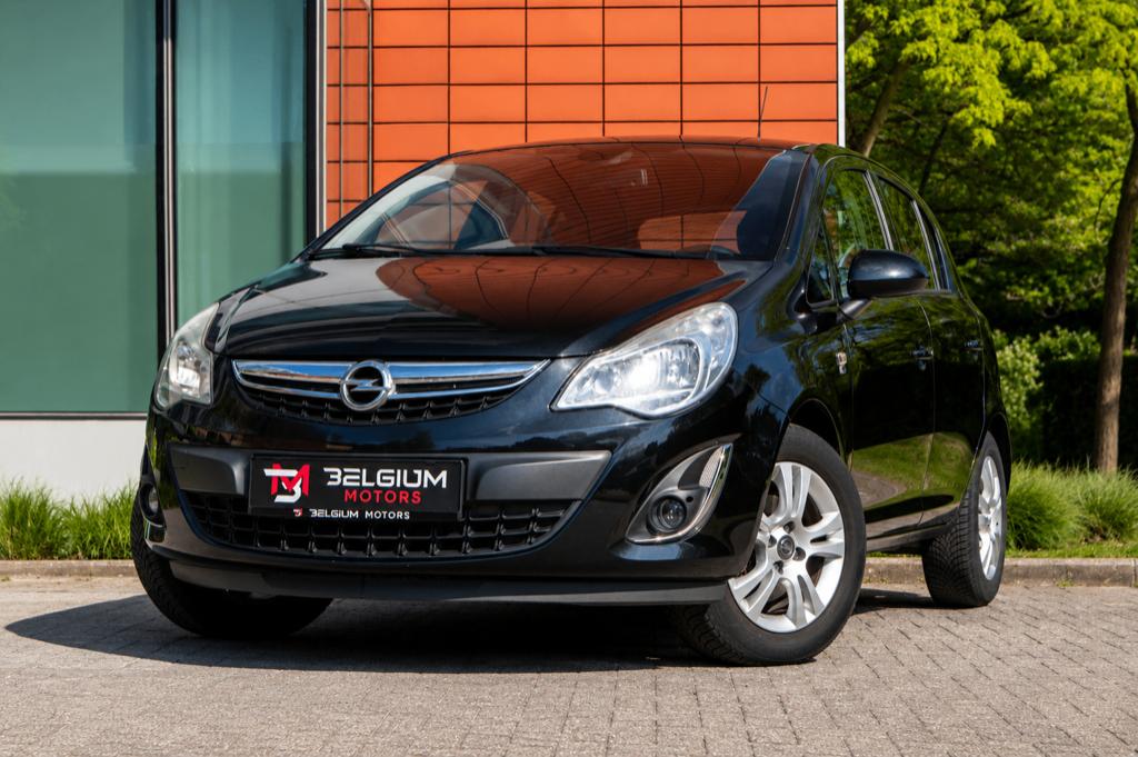 Opel Corsa 1.4i - 150 jaar - Cruise Control, Auto's, Euro 5, Zwart, 4 cilinders, 1229 cc