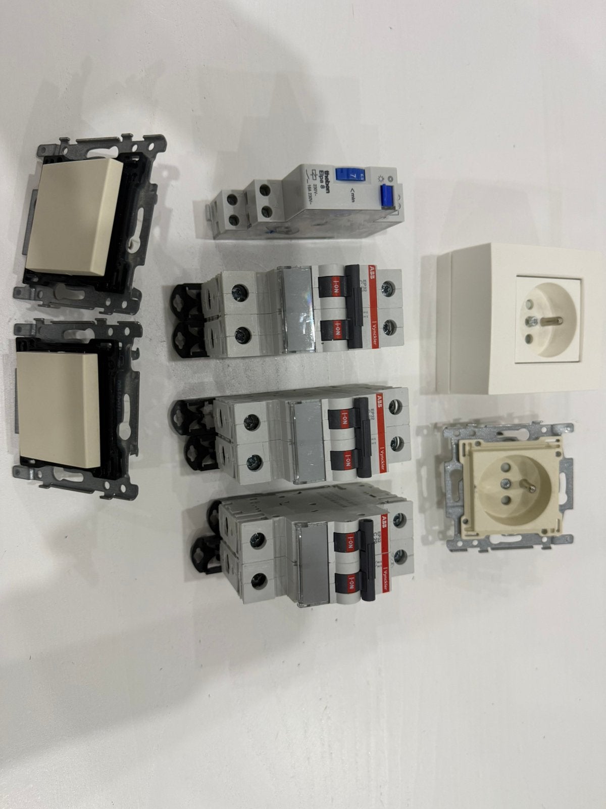 Dijoncteur 20A prises interrupteur, Enlèvement, Comme neuf, ABB, Interrupteur