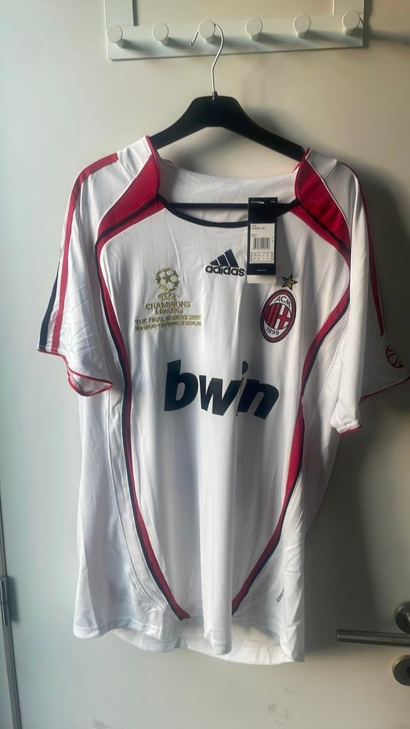 Ac milan 2006 thuis shirt kaka#22 M, Sport en Fitness, Voetbal, Maat M, Ophalen of Verzenden, Nieuw, Clubaccessoires