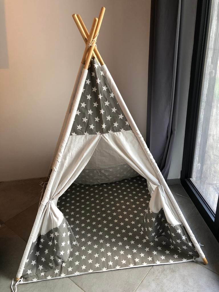 Tipi tent - speeltent, Ophalen, Zo goed als nieuw