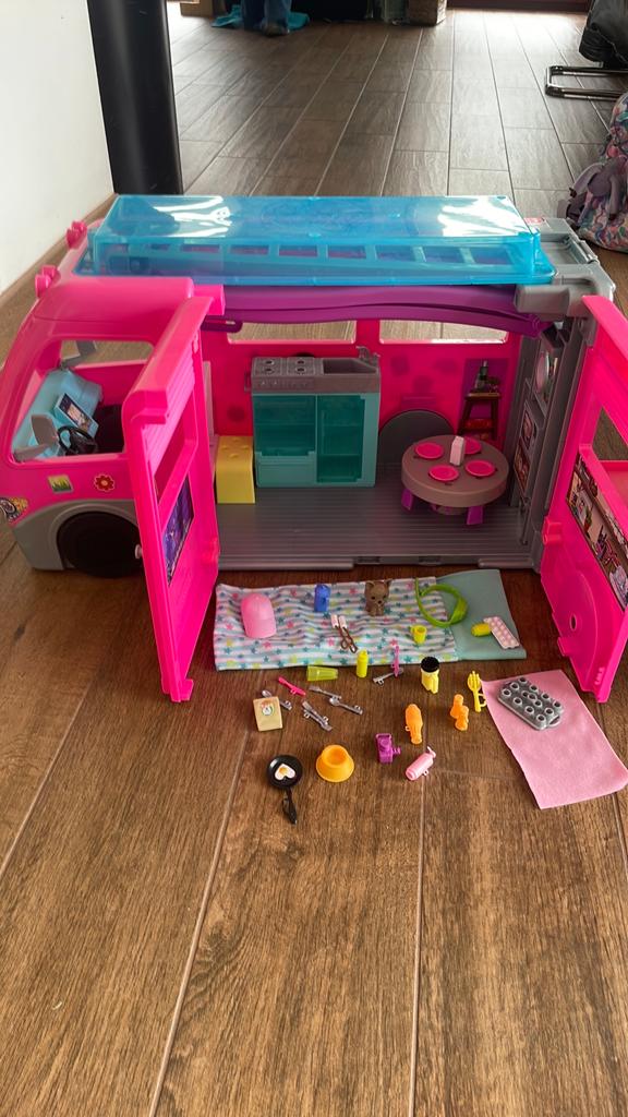 Camping car Barbie, Enlèvement, Utilisé