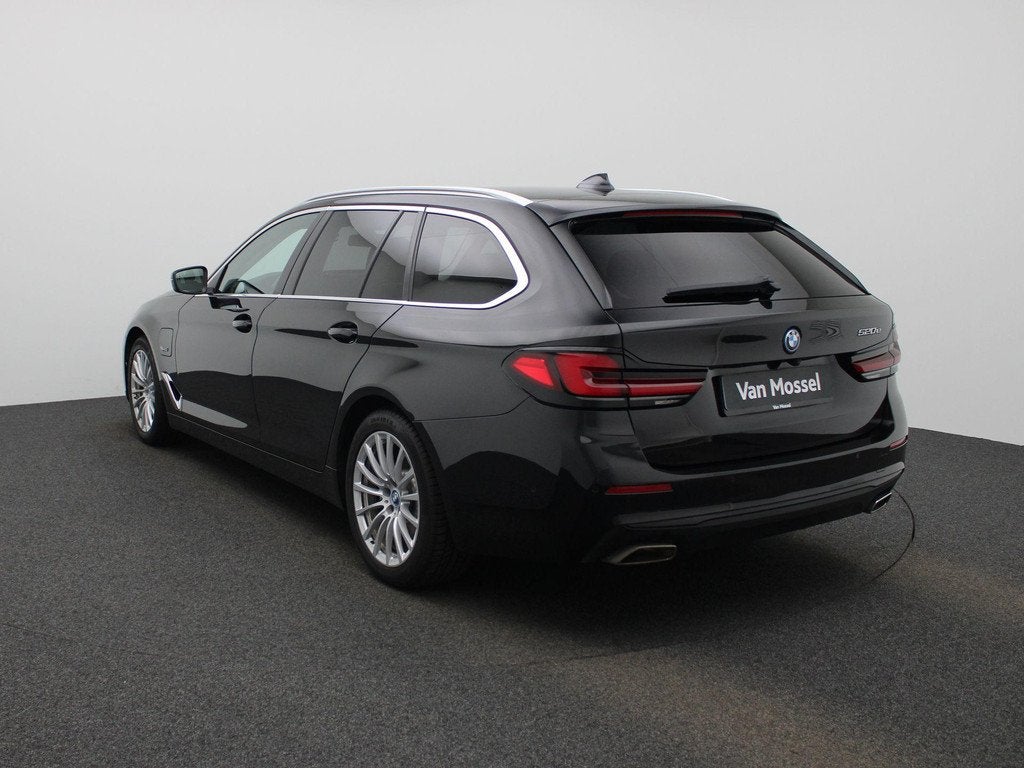BMW 5 Reeks Touring 520e 150kW, Automaat, Gebruikt, Zwart, 4 cilinders