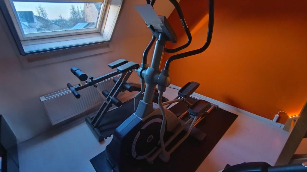 Crosstrainer Tunturi C65 Emerald Edition, Sport en Fitness, Fitnessapparatuur, Gebruikt, Crosstrainer, Armen, Benen, Buik, Metaal
