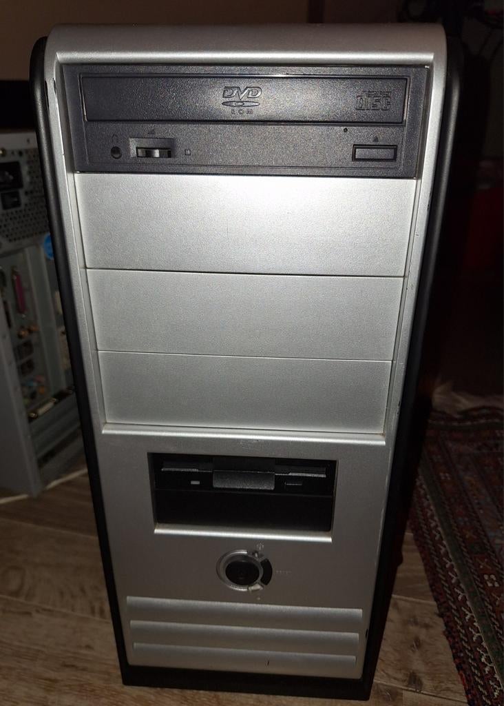 Retro Gaming PC Duron 800Mhz, Geforce 4, Soundblaster, Computers en Software, Ophalen of Verzenden