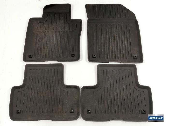 Kit tapis d'un Volvo XC60, -, 3 mois de garantie, -, -