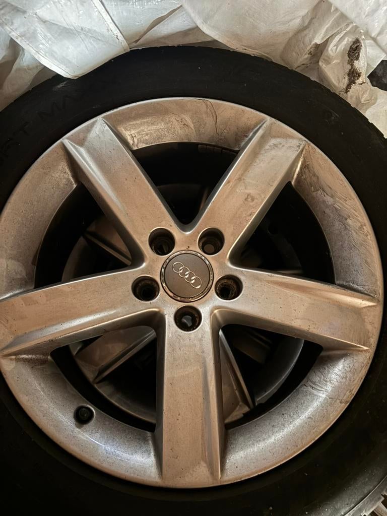 Audi Jante + pneu, Autos : Pièces & Accessoires, Pneus & Jantes, Pneus et Jantes, Pneus été, 17 pouces, 225 mm, Utilisé, Enlèvement