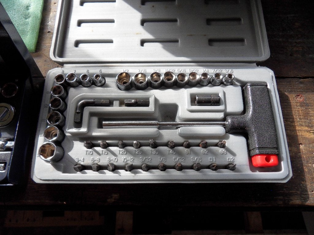 Kleine dopsleutel set, Bricolage & Construction, Outillage | Outillage à main, Enlèvement, Comme neuf, Tournevis