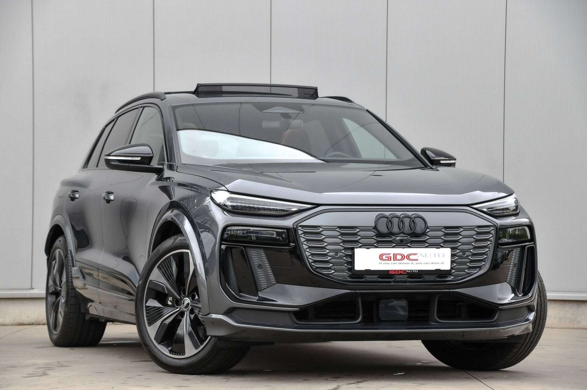 Audi SQ6 e-tron SQ6 e-Tron Quattro l Arrasrood l Pano l B&O, Autos, Audi, Cuir, Argent ou Gris, Achat, Interruption de démarrage