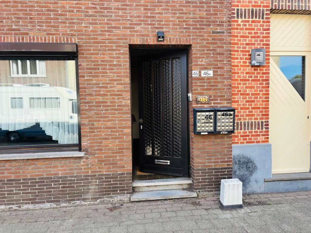 te koop eengezinswoning met 2 adressen, Immo