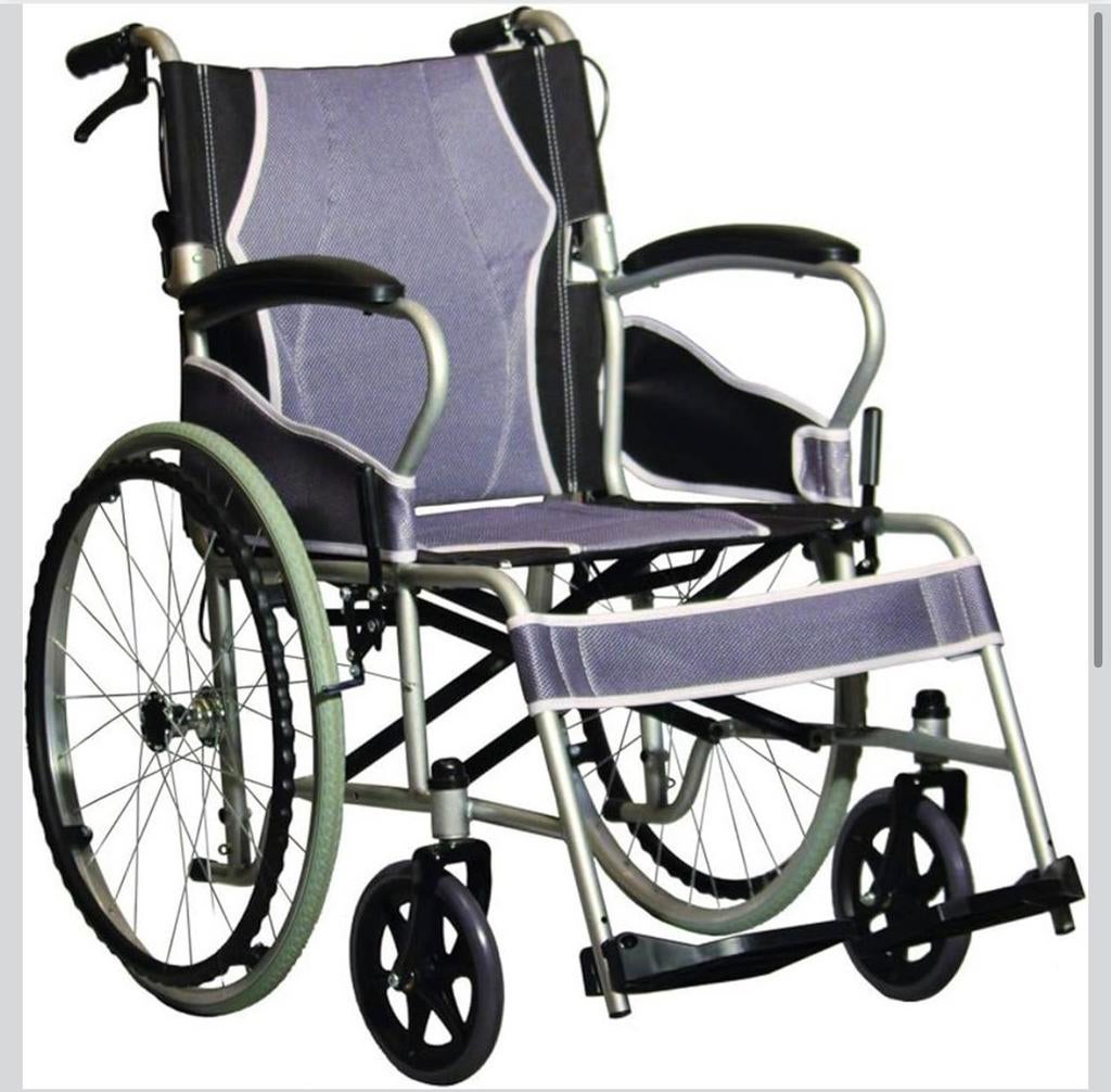 Chaise roulante comme neuve, Enlèvement, Pliant, Neuf, Fauteuil roulant manuel