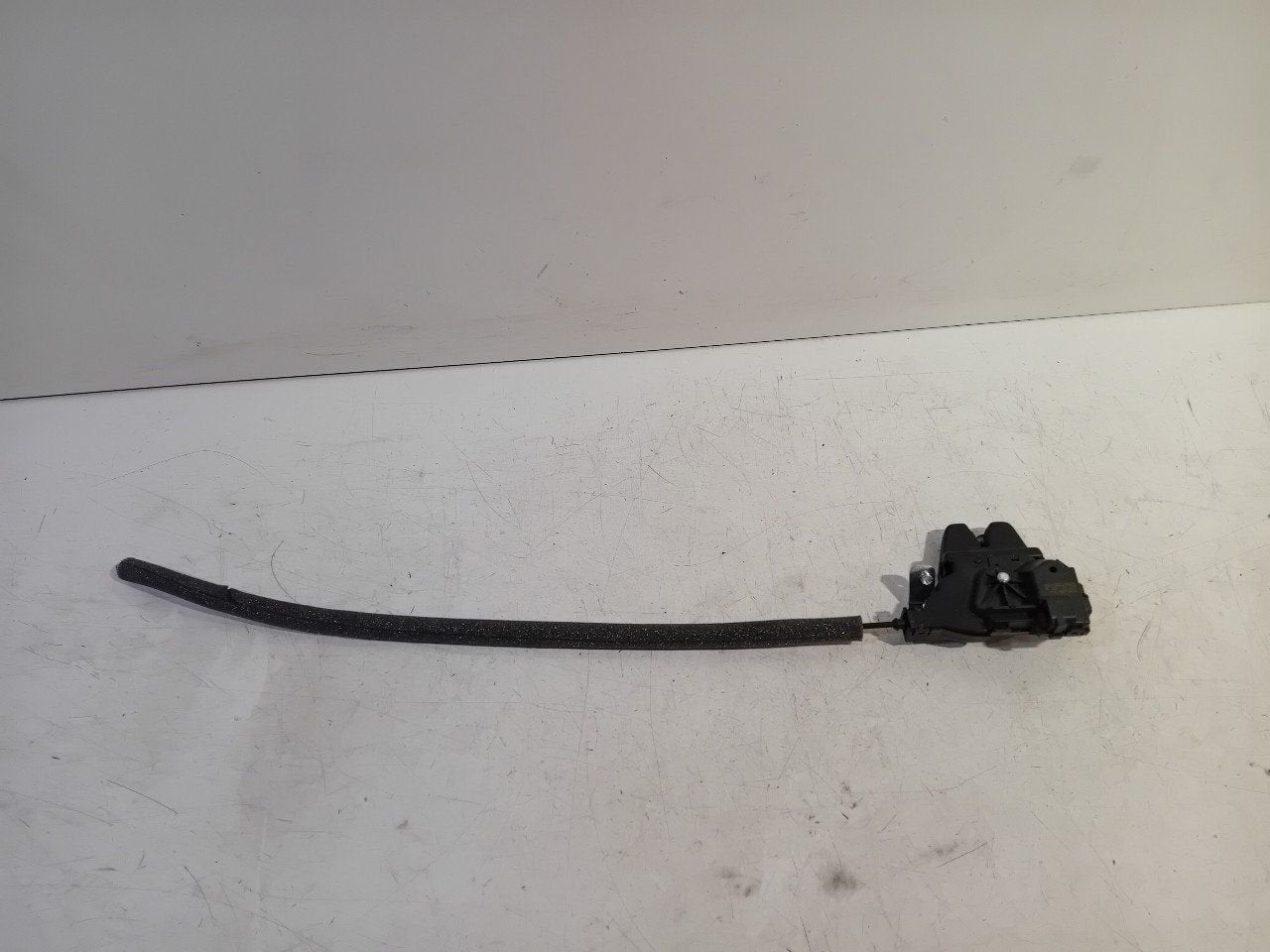 Slot mechaniek kofferdeksel achterklep elektrisch Mercedes-B, Onderdelen@venauto.nl, Van der Ven Autorecycling B.V., Gebruikt