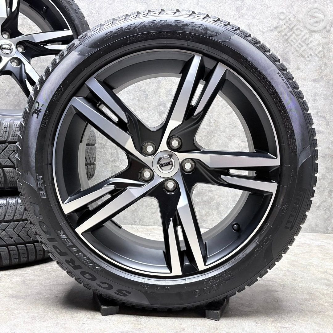 19 inch originele R line velgen + winterbanden Volvo XC40, Auto-onderdelen, 19 inch, Gebruikt, -, -