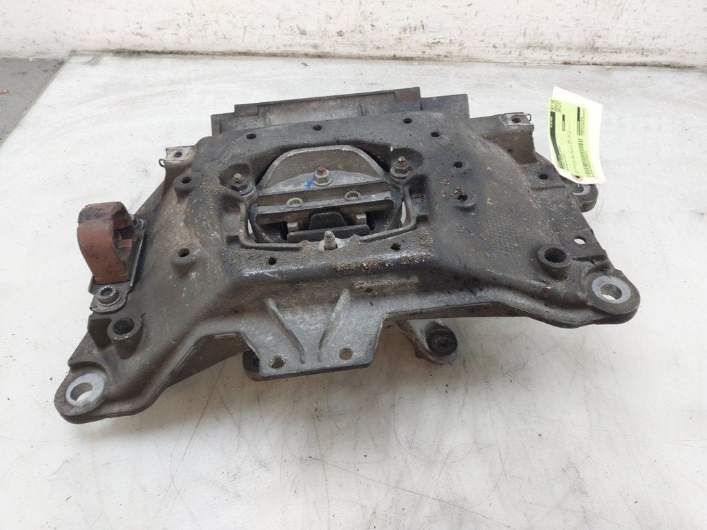 SUPPORT BOITE DE VITESSES Audi A6 Avant (C7), Auto-Union-Straße  1,
85057  Ingolstadt, DE, Info@audi.de, Audi, Utilisé