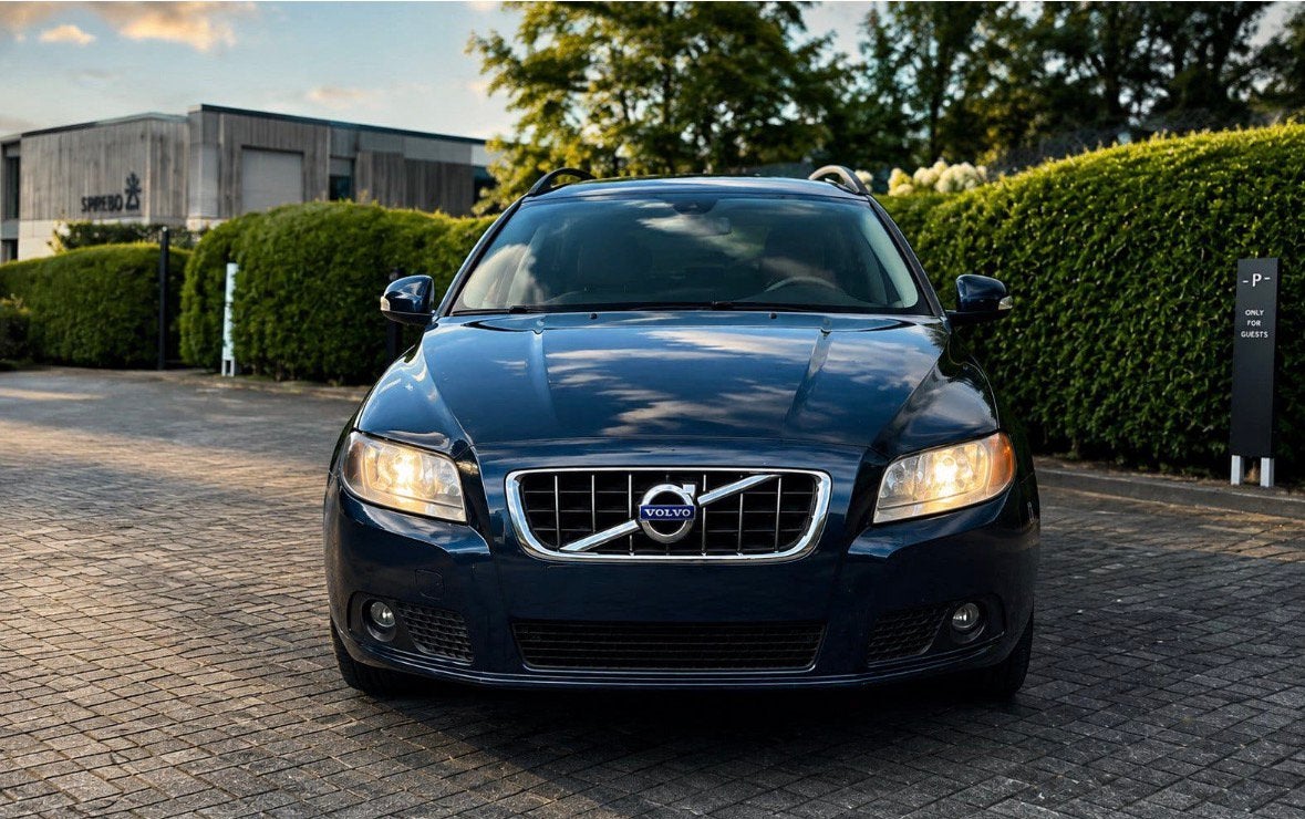 Volvo v70 2011 automaat 2 l diesel 317 dkm 120 kw inscriptio, Autos, Euro 5, Automatique, 2000 cm³, Achat