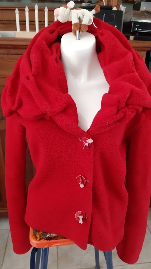 Veste polaire rouge douce et chaude Boris M, Comme neuf, Boris, Envoi, Taille 42/44 (L)