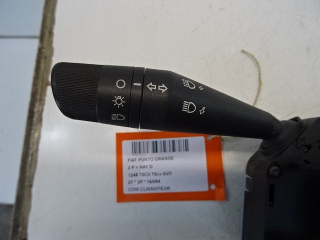 KNIPPERLICHTSCHAKELAAR Fiat Grande Punto (199), Auto-onderdelen, Gebruikt, Fiat
