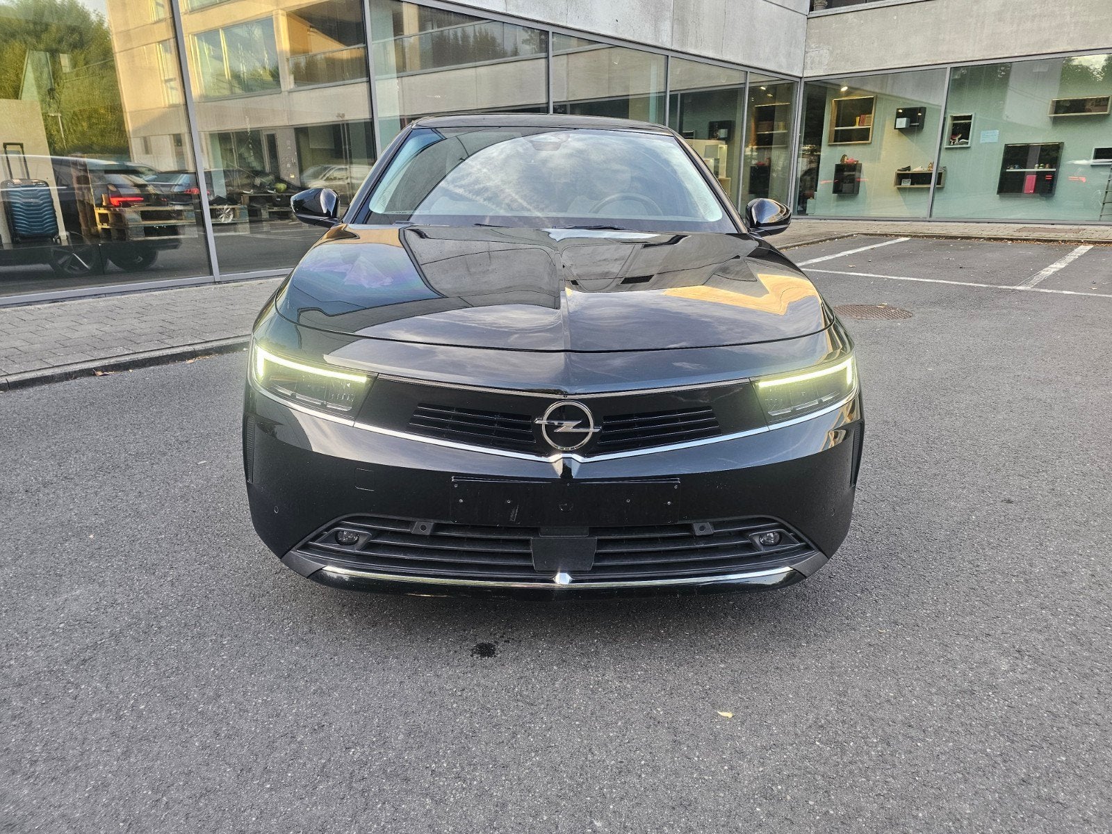 Opel Astra turbo elegance automaat, Dealer onderhouden, Euro 6, 1199 cc, Zwart