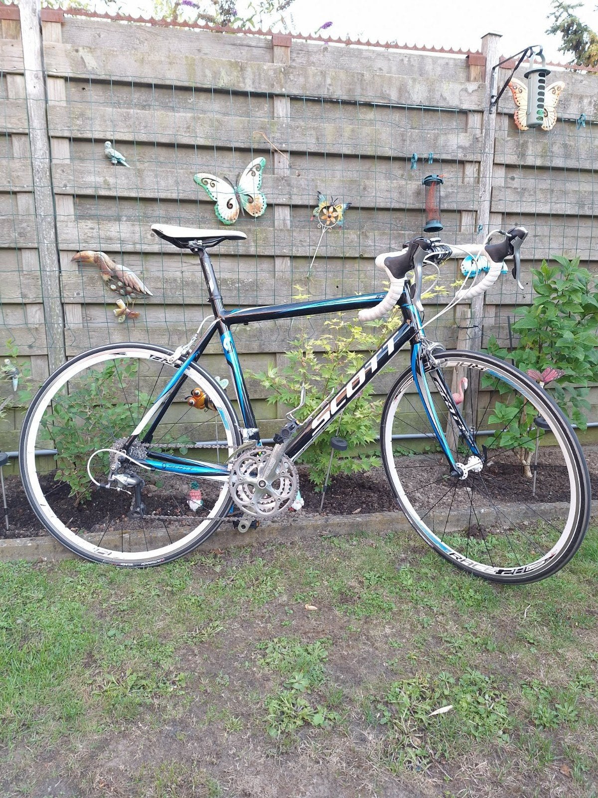 mooie koersfiets altijt netjes onderhouden, Ophalen
