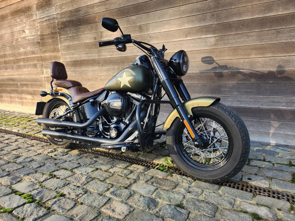 Harley Davidson Softail Slim S, Motos, Motos | Harley-Davidson, Particulier, plus de 35 kW, 2 cylindres, ABS, Régulateur de vitesse