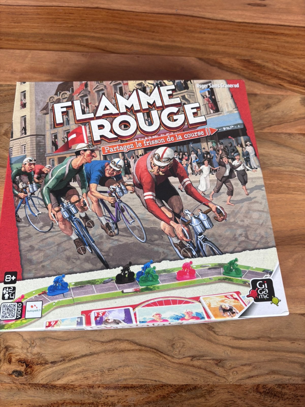 Jeu de societe flamme rouge - bon etat et complet, Enlèvement ou Envoi, Comme neuf