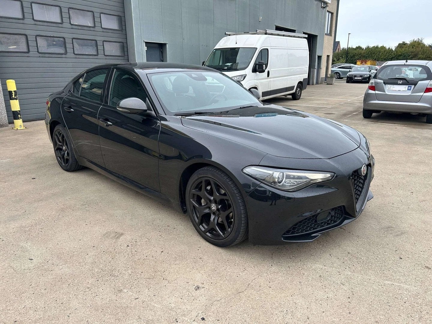 Alfa Romeo Giulia Giulia 2.2 JTDm B-Tech zie foto's met keur, Achat, Entreprise, Noir, 1540 kg