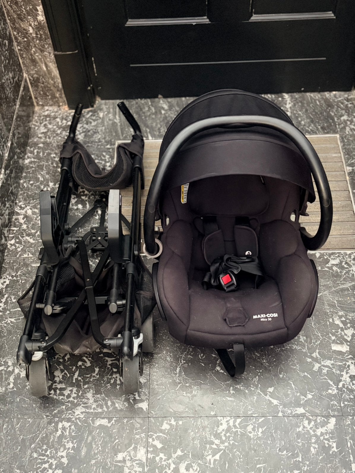 Maxi Cosi Pebble + handig onderstel Maxi Taxi, Ophalen, Zo goed als nieuw, Maxi-Cosi, Duomodel