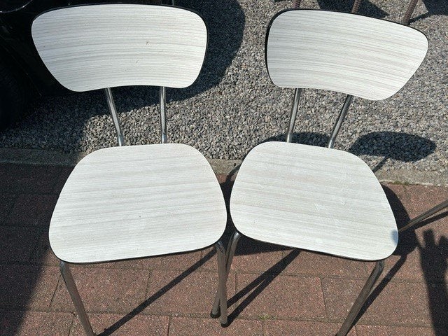 Chaises Fornica, 1960, deux paires, Enlèvement