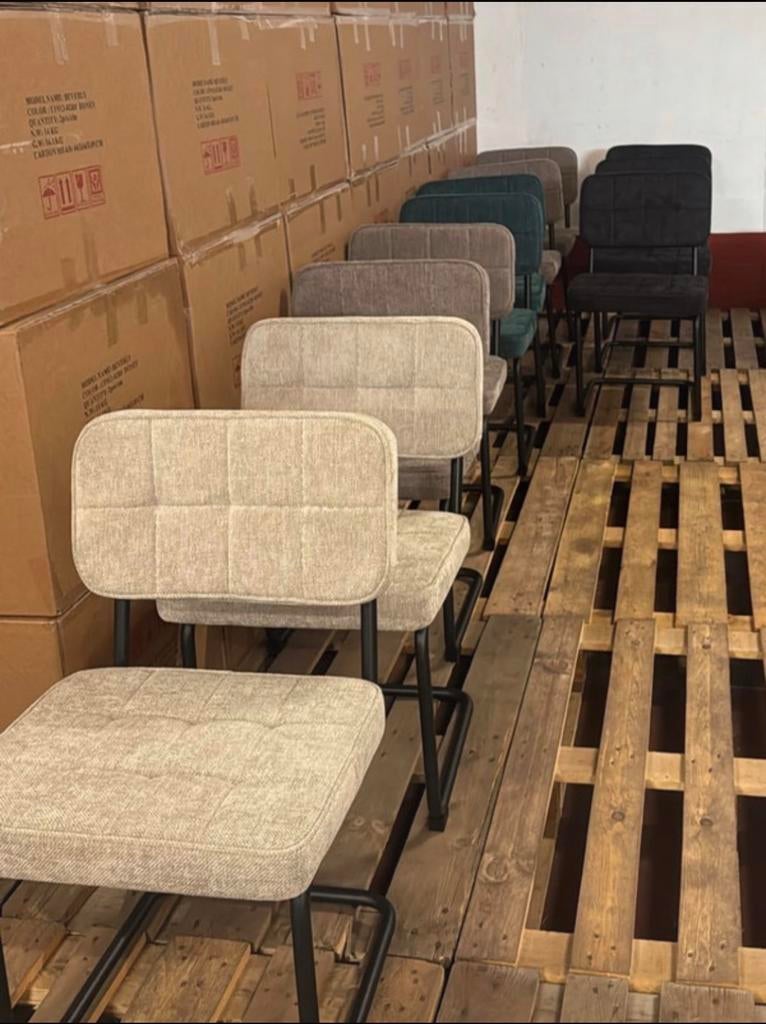 Eetkamerstoelen zwart/beige/taupe per stuk 50 euro, Enlèvement, Neuf, Noir