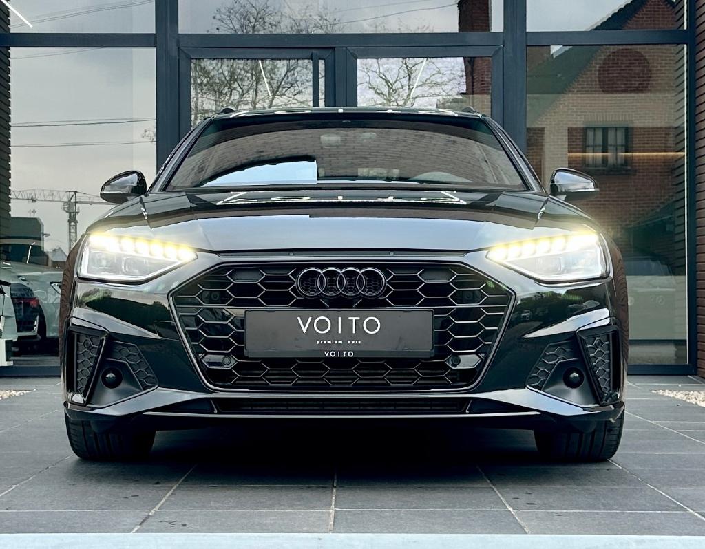 Audi A4 Avant 35TFSI S-LINE Competition/CAMERA/NAVI/VIRTUAL, Cuir et Alcantara, Achat, Garantie prolongée, Noir