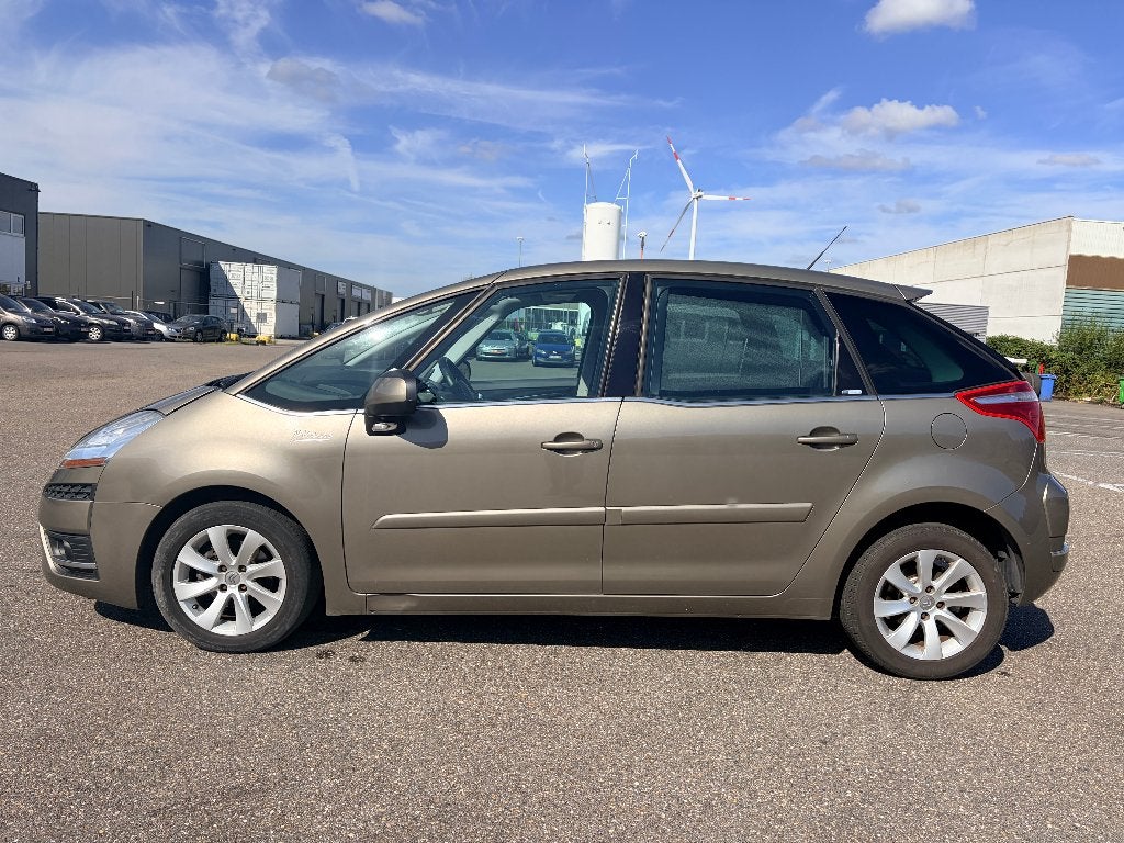 Citroen C4 Picasso 2010 KM: 145.189, Auto's, Citroën, Stof, Zwart, 4 cilinders, Bruin