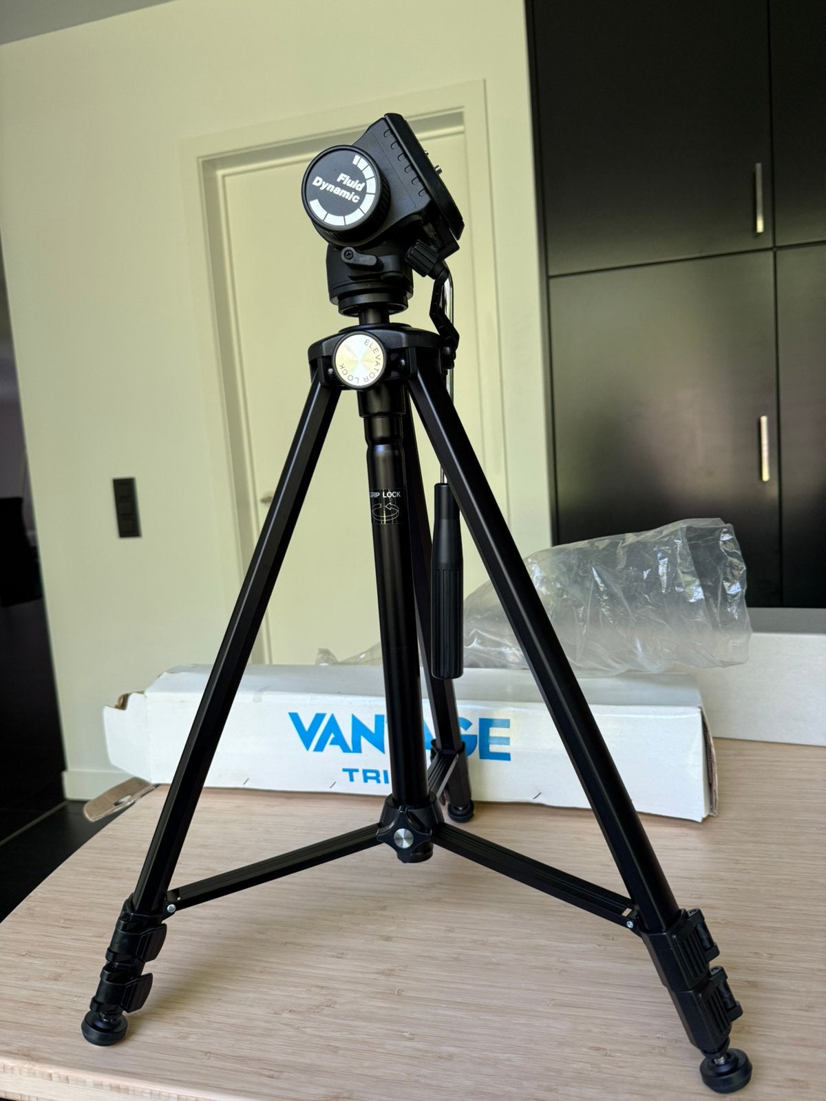 Vantage statief met Fluid Dynamic balhoofd zo goed als nieuw, Ophalen of Verzenden, Zo goed als nieuw, Balhoofd