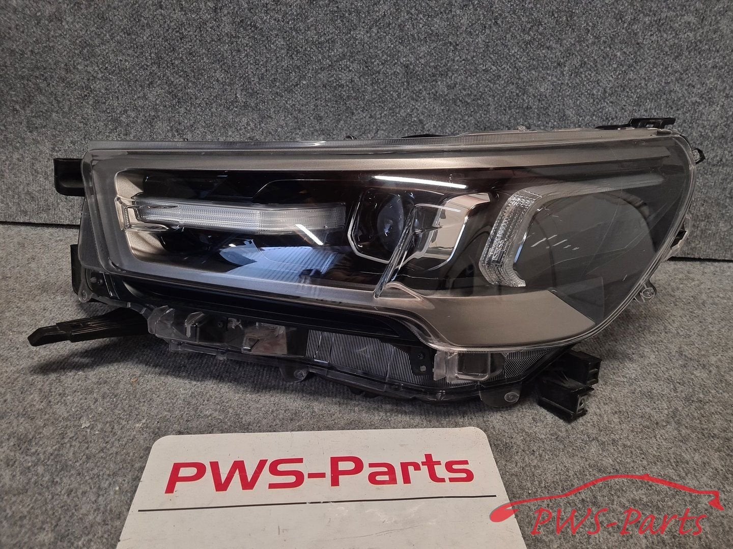 TOYOTA HILUX VIII VOL LED FACELIFT KOPLAMP LINKS ORIGINEEL, Auto-onderdelen, Gebruikt, -, -, Ophalen of Verzenden