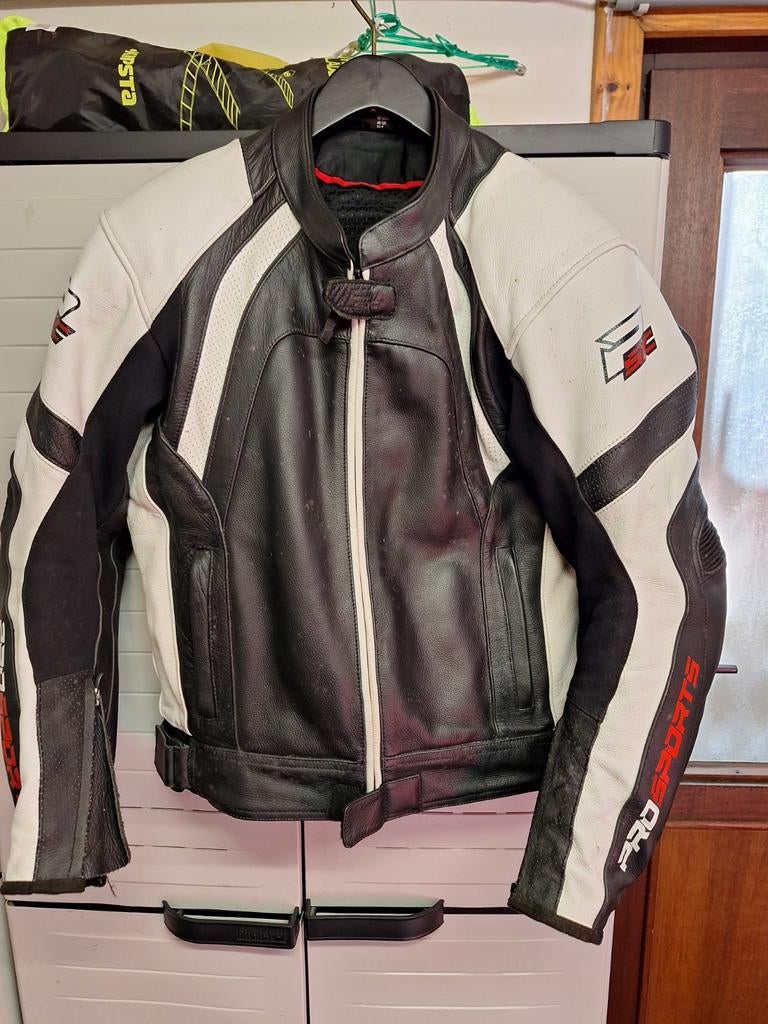 Lederen pak, Motoren, Ophalen