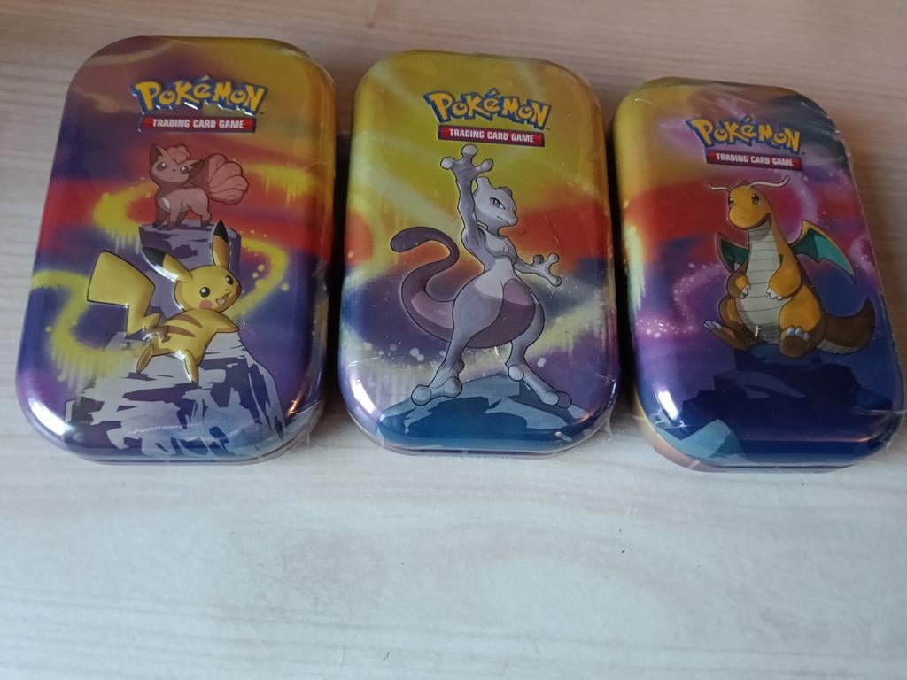 Pokémon Kanto Mini Tins Sealed Dragonite Mewtwo Pikachu, Ophalen, Booster
