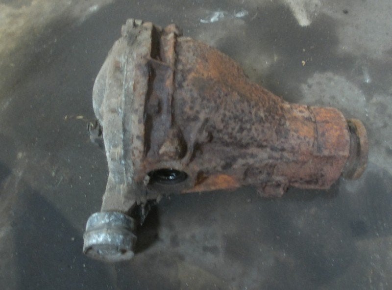 DIFFERENTIEEL ACHTER Volvo 960 I Estate (01-1990/01-1997), Gebruikt, Info@volvocars.com, Volvo, Volvo Car Germany GmbH