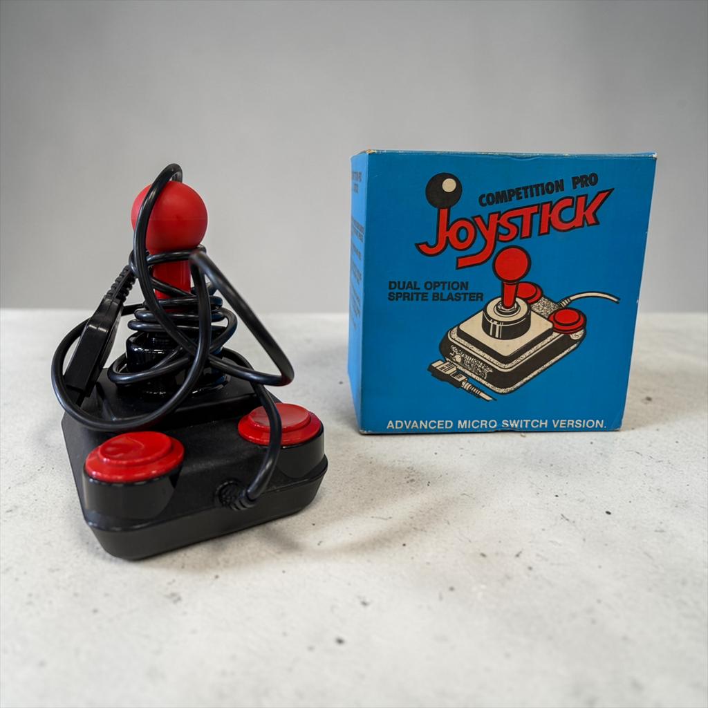 Vintage zwart rode joystick competition pro ATARI 2600, Games en Spelcomputers, Games | Overige, Gebruikt, Ophalen