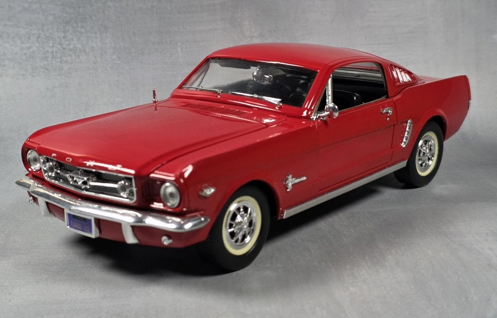 1/18 Mira - 1965 Ford Mustang 350GT fastback, Enlèvement ou Envoi, Comme neuf, Voiture, Autres marques