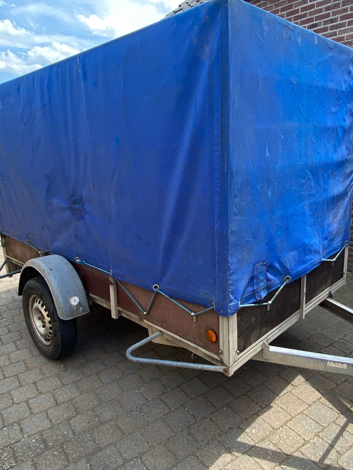 Enkel as aanhangwagen met huif., Enlèvement, Comme neuf