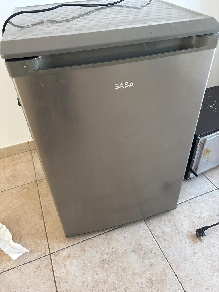 Frigo, Electroménager, Avec compartiment congélateur, Enlèvement, Utilisé, 45 à 60 cm