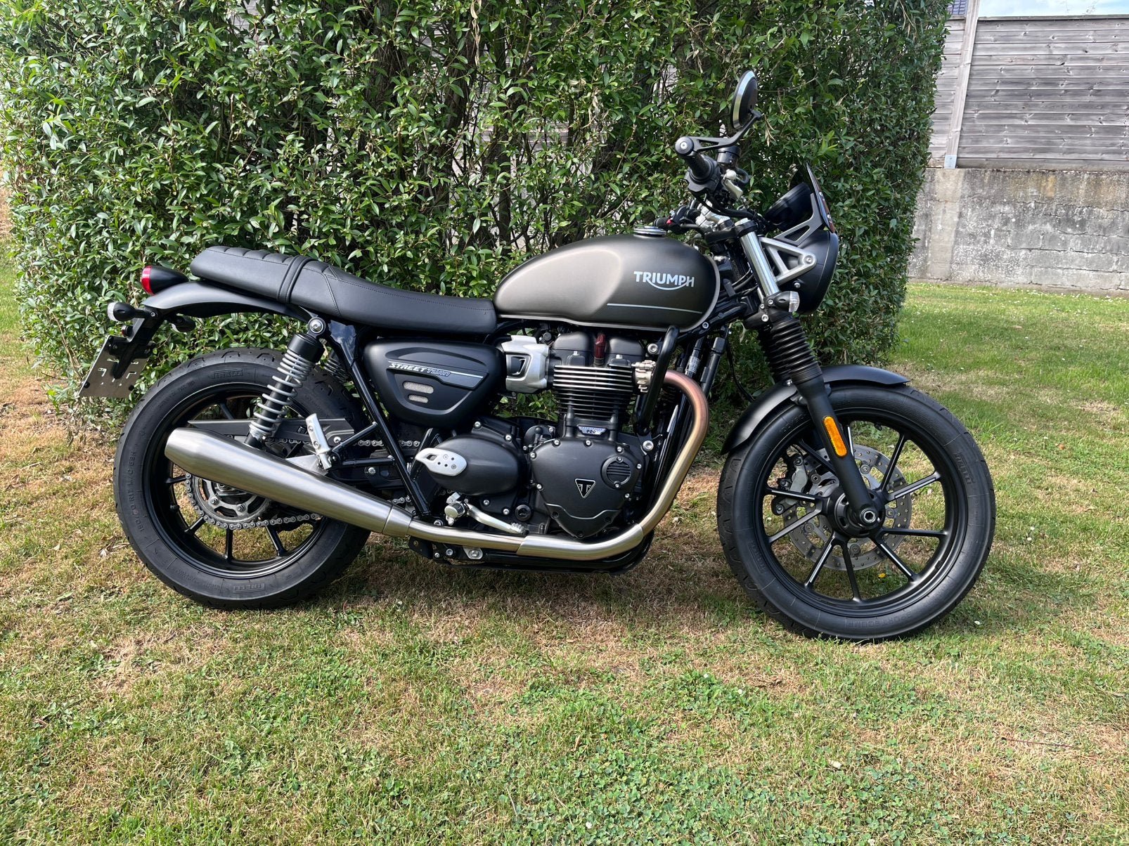Truimph street twin 900, 2 cilinders, Motorrijbewijs A, Gebruikt, 900 cc